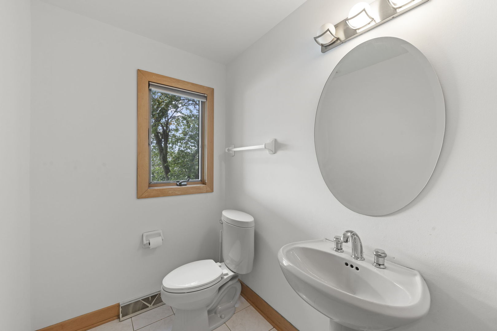 13258 Lakepoint Drive Property Photo 16