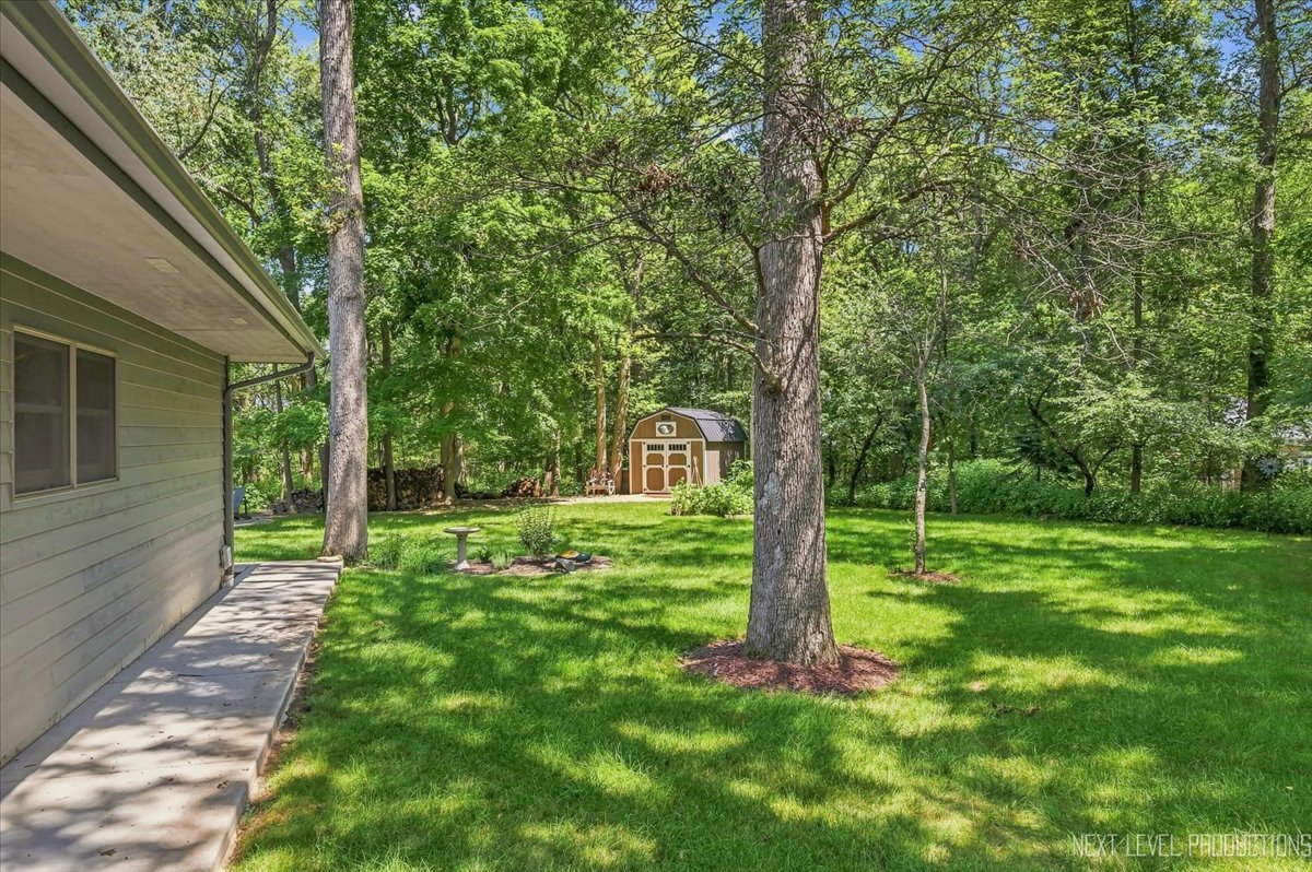 4n621 Deerslayer Drive Property Photo 42