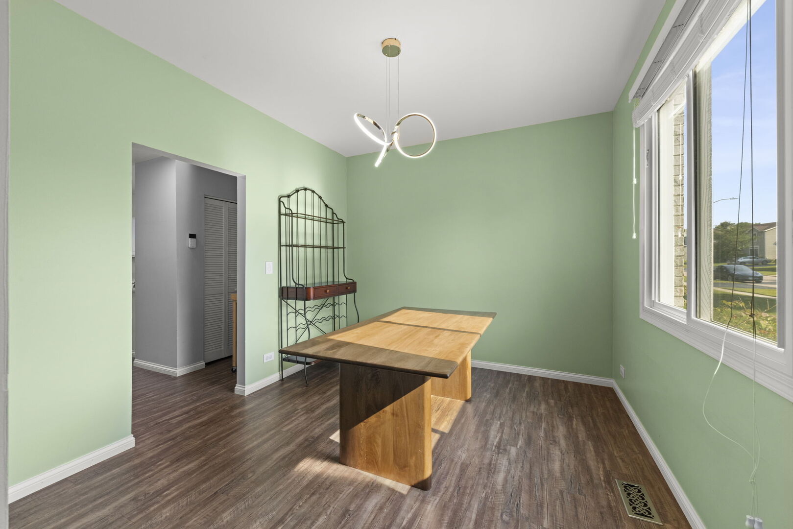 502 N Juniper Drive Property Photo 10