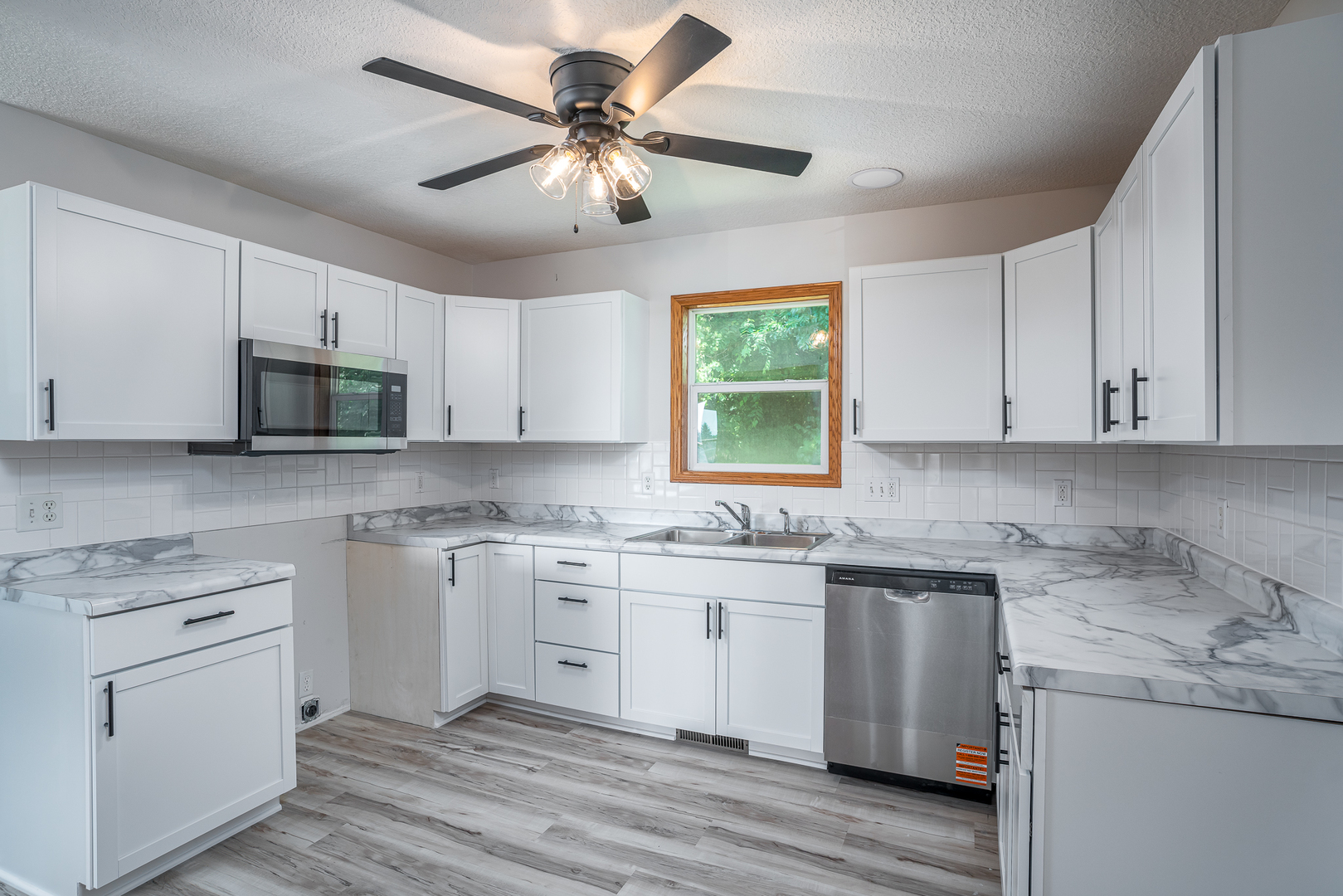 1148 Valley Drive Property Photo 3
