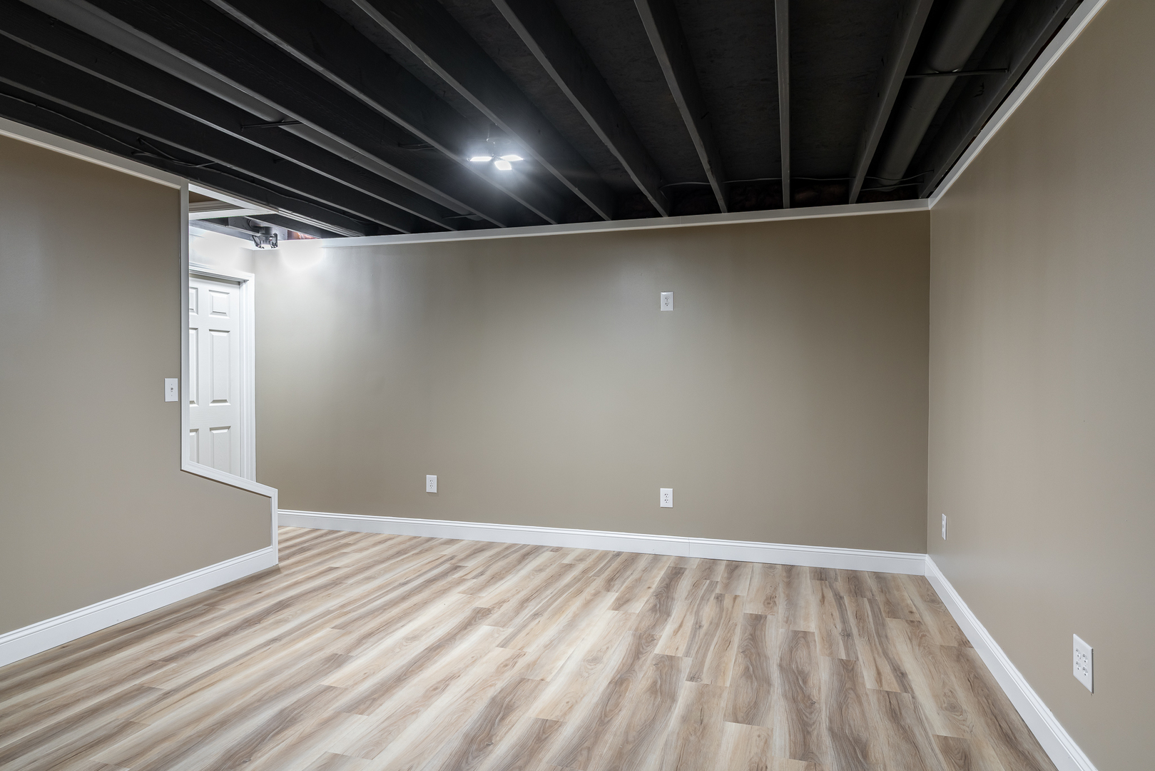 1148 Valley Drive Property Photo 23
