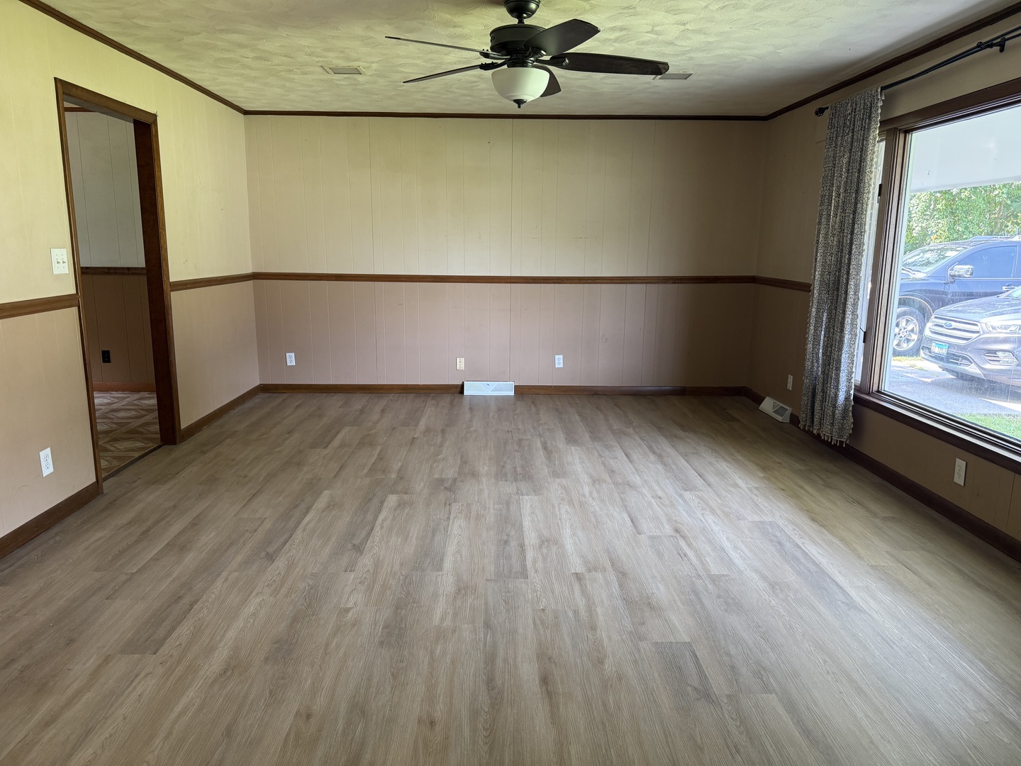 715 State Street Property Photo 4