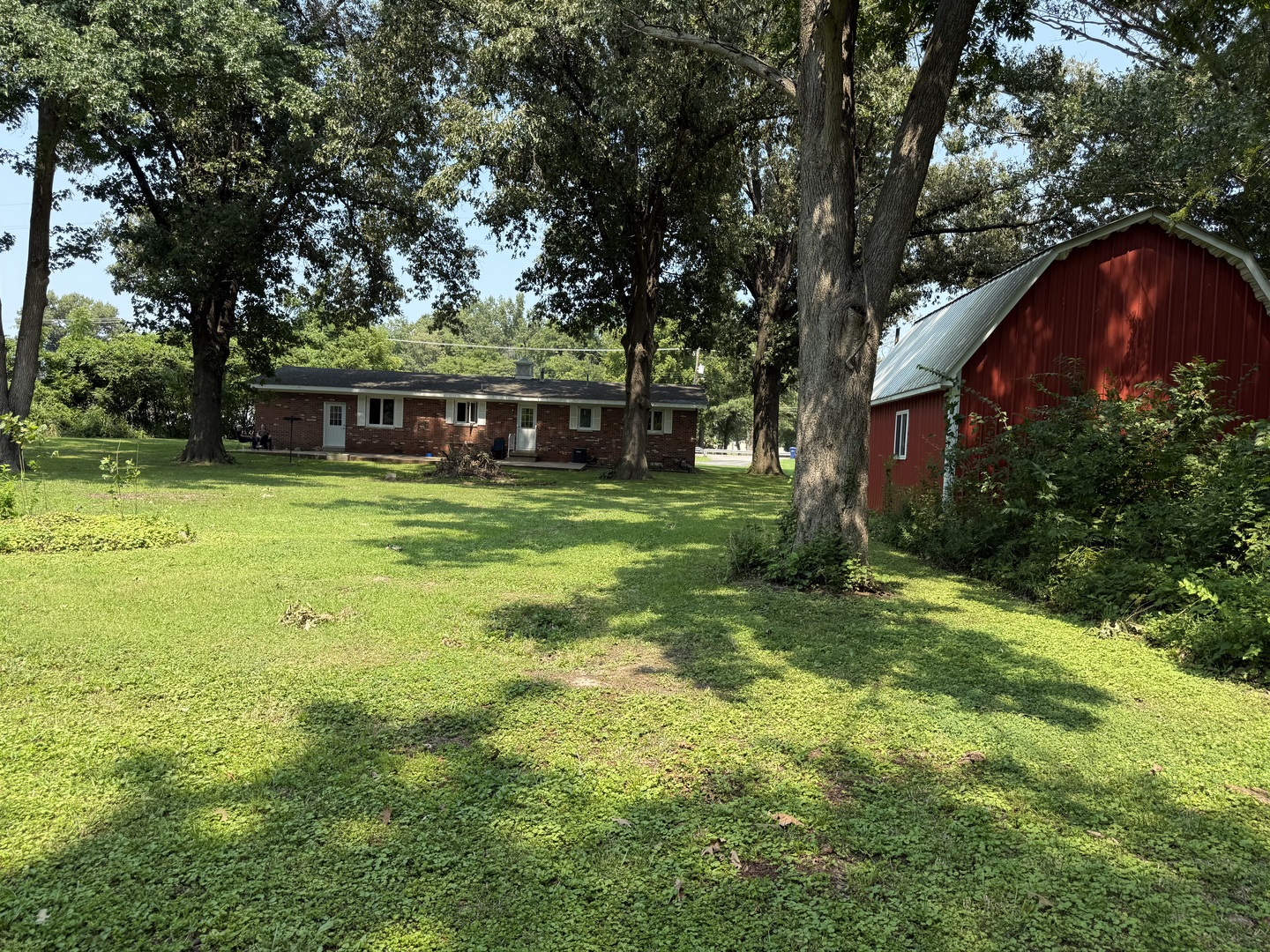 715 State Street Property Photo 17
