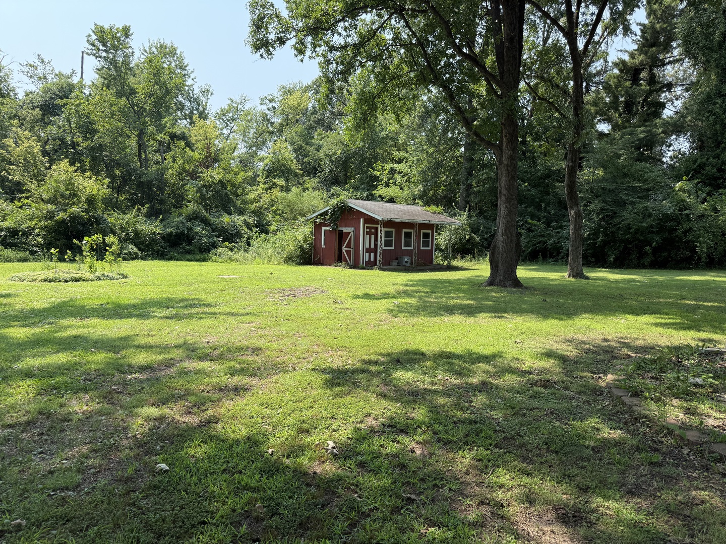 715 State Street Property Photo 18