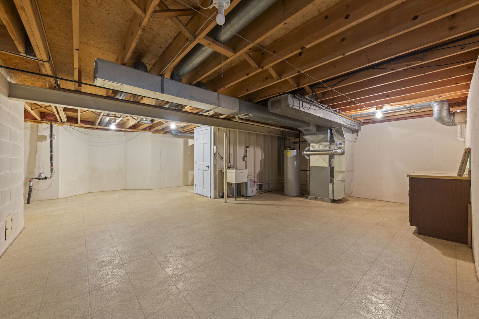 7 Douglas Drive Property Photo 22
