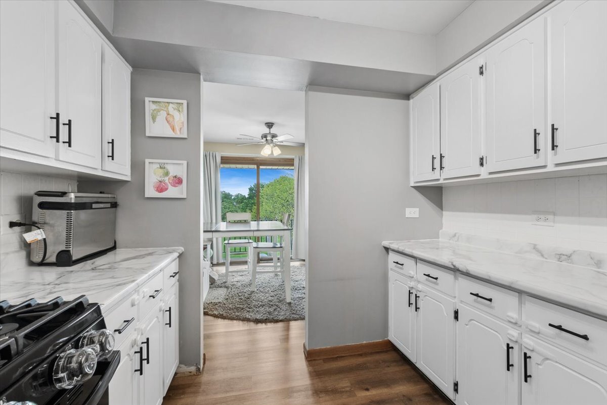 10704 Kilpatrick Avenue 3b Property Photo 10