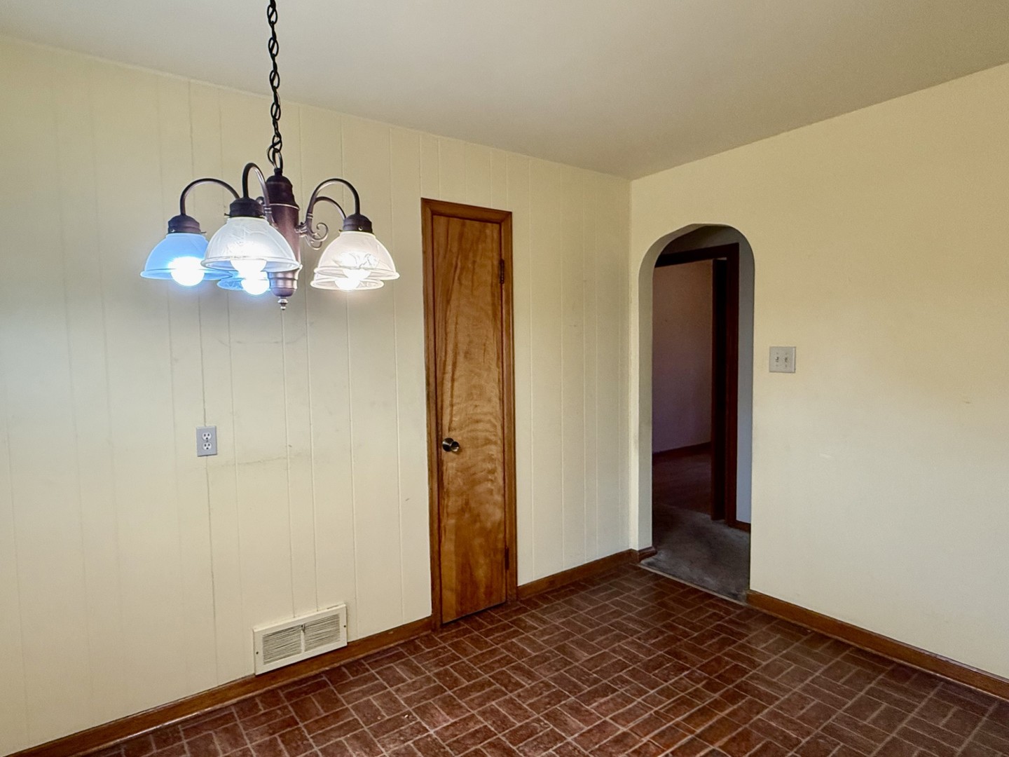 1021 7th Street Property Photo 4
