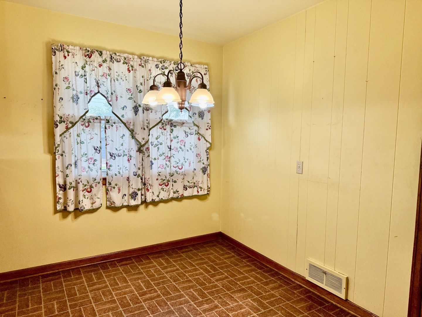 1021 7th Street Property Photo 6