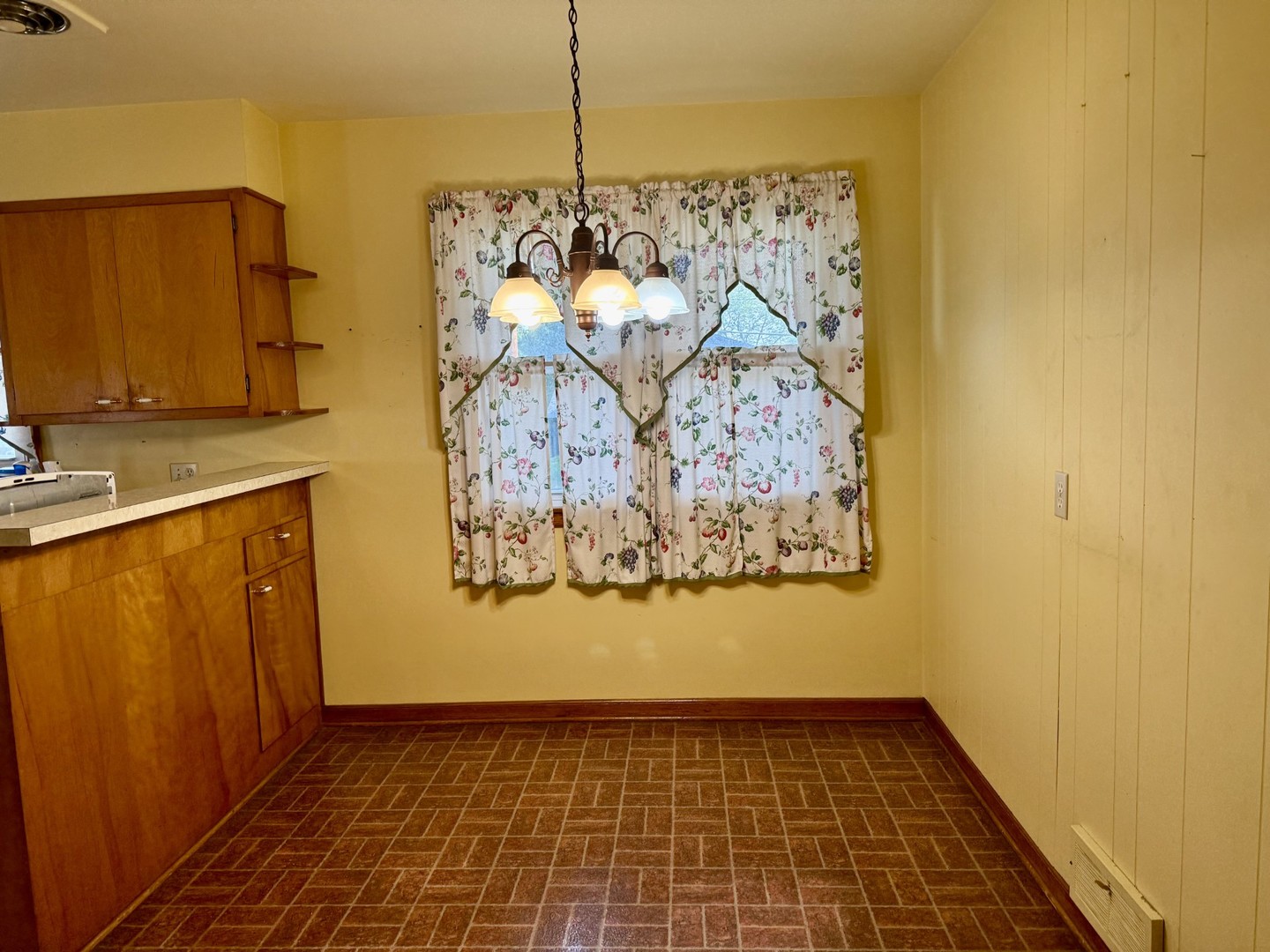 1021 7th Street Property Photo 7