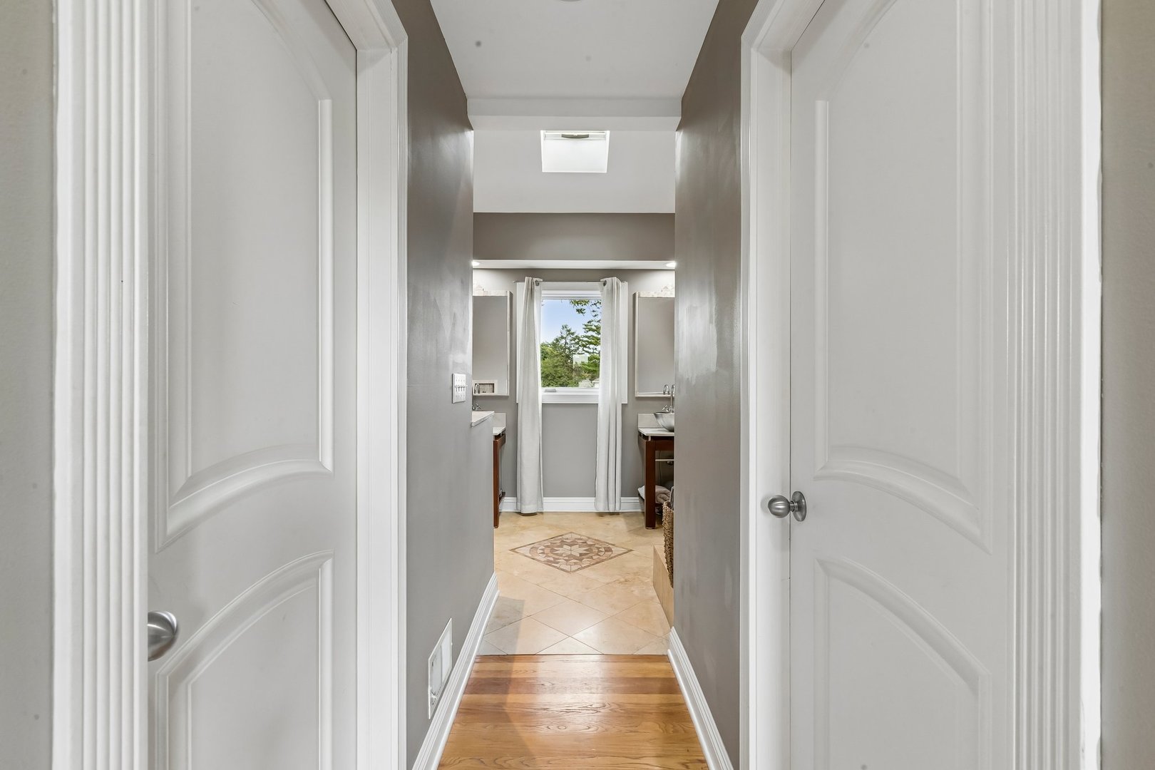 610 W Lonnquist Boulevard Property Photo 21