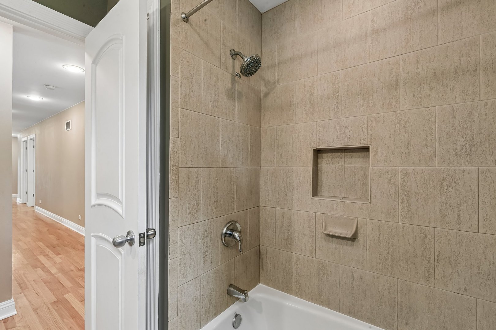 610 W Lonnquist Boulevard Property Photo 29