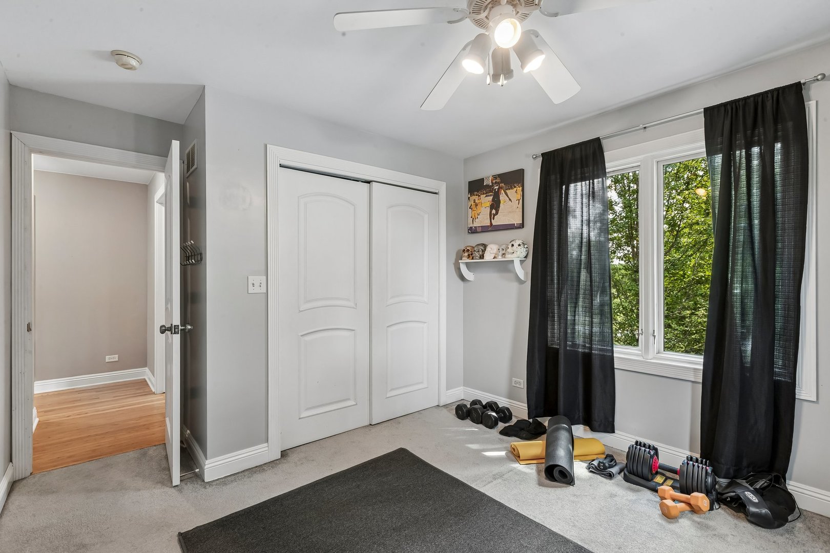 610 W Lonnquist Boulevard Property Photo 31