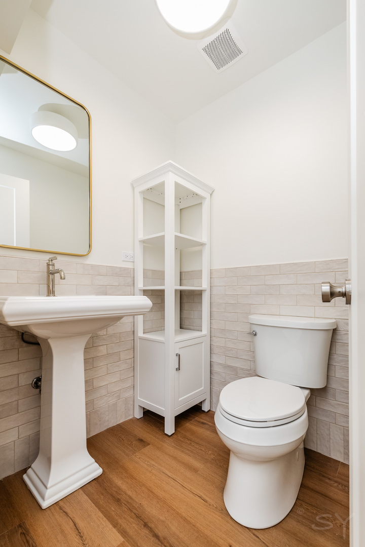 406 Franklin Avenue 1b Property Photo 15