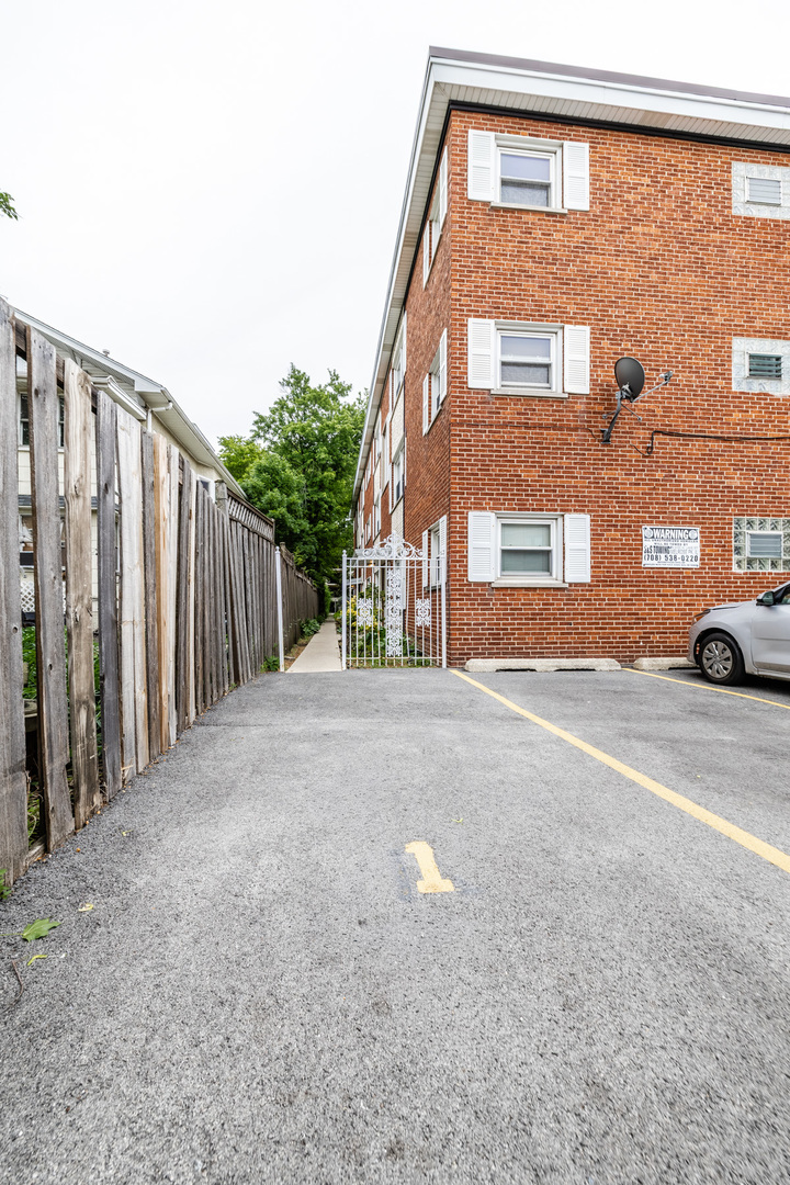 406 Franklin Avenue 1b Property Photo 22
