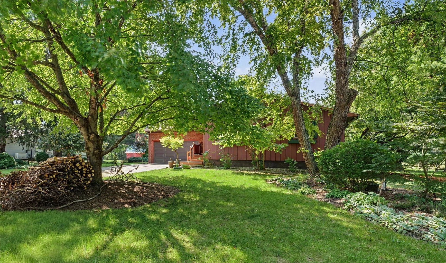 2231 Nancy Lane Property Photo 4