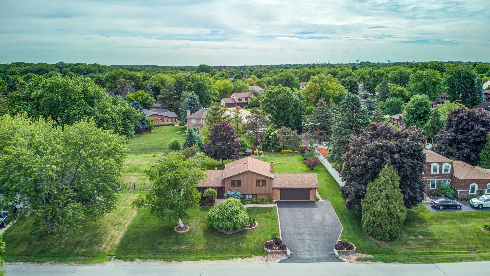 5n625 Santa Fe Trail Property Photo 4