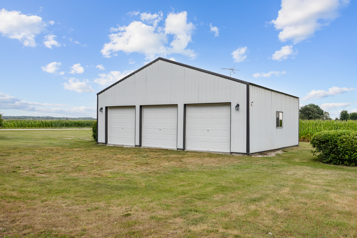 21313 Anthony Road Property Photo 23