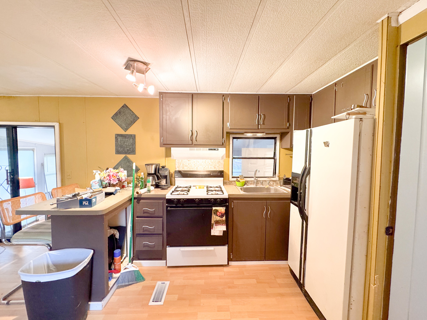 12719882 Property Photo 14