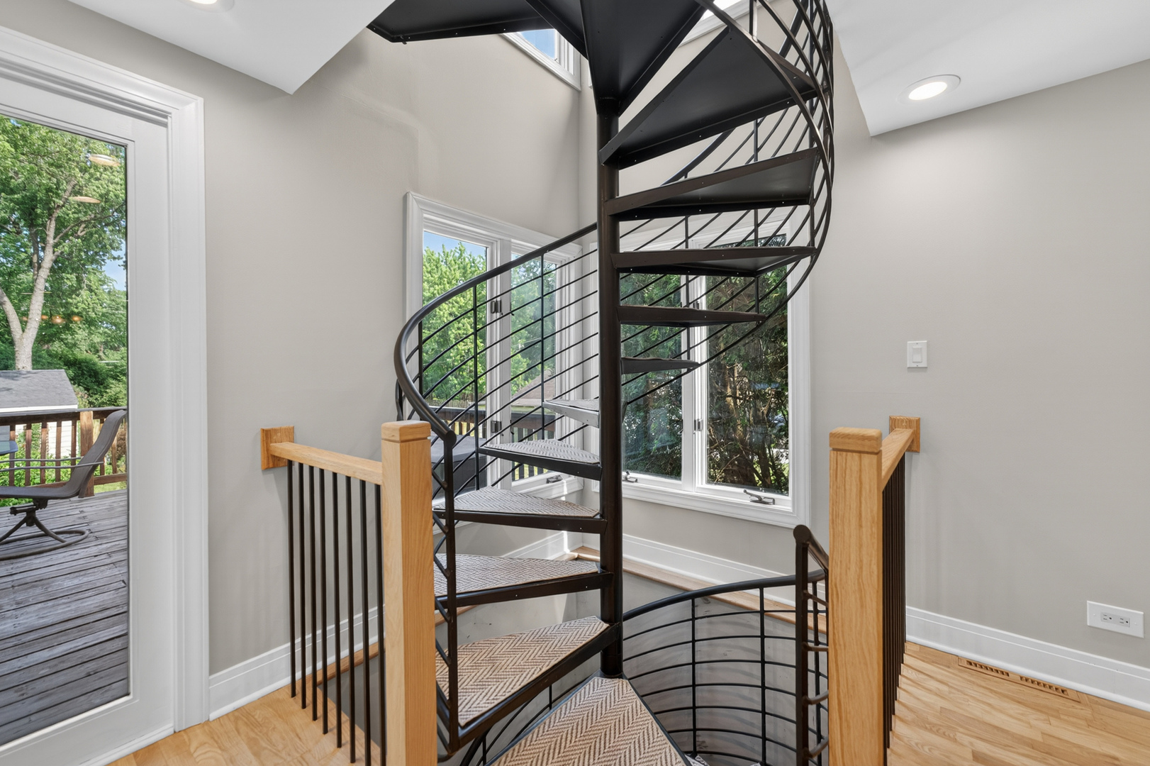 433 S Euclid Avenue Property Photo 14