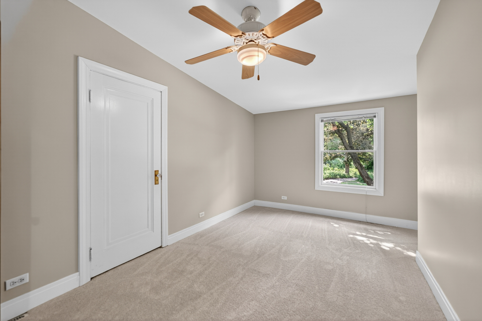 433 S Euclid Avenue Property Photo 24