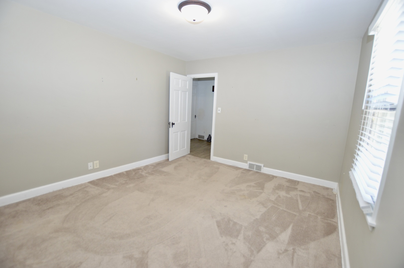 4601 Spring Grove Road Property Photo 13