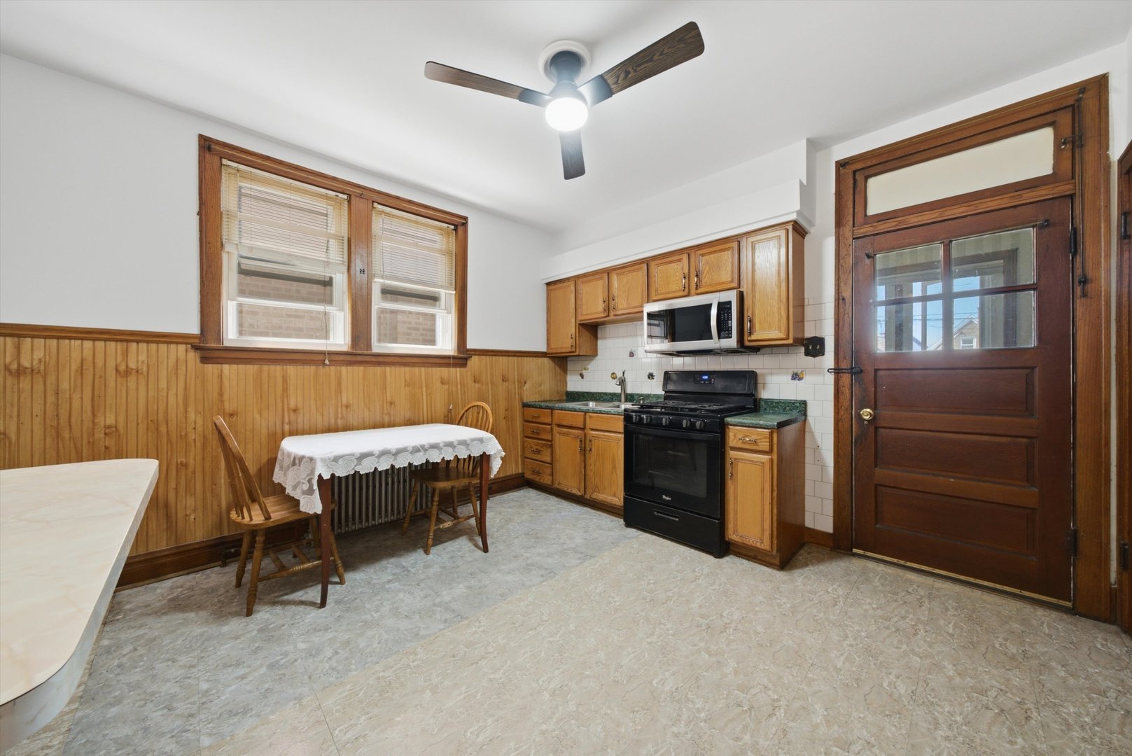 4846 S Tripp Avenue Property Photo 13
