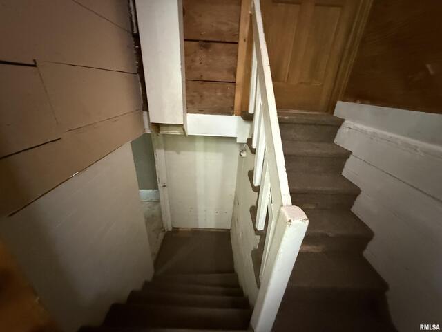 1312 W Sycamore Street Property Photo 20