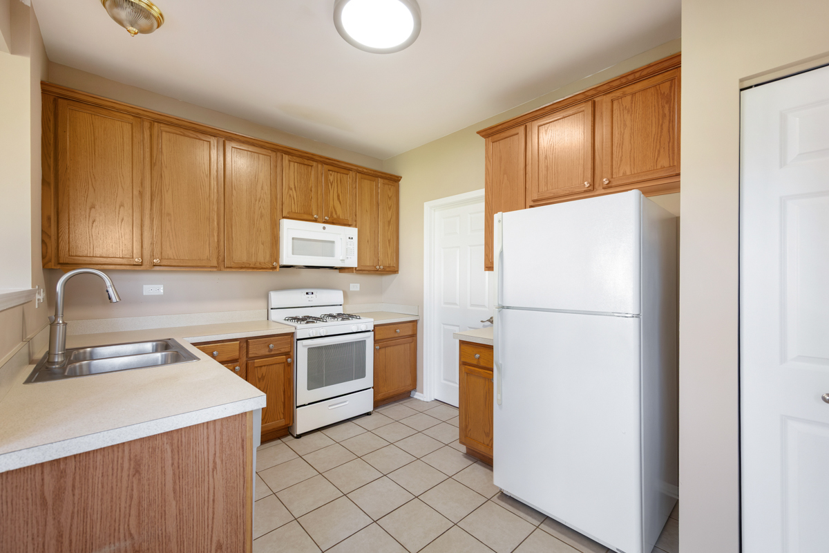 23932 Mc Mullin Circle Property Photo 8