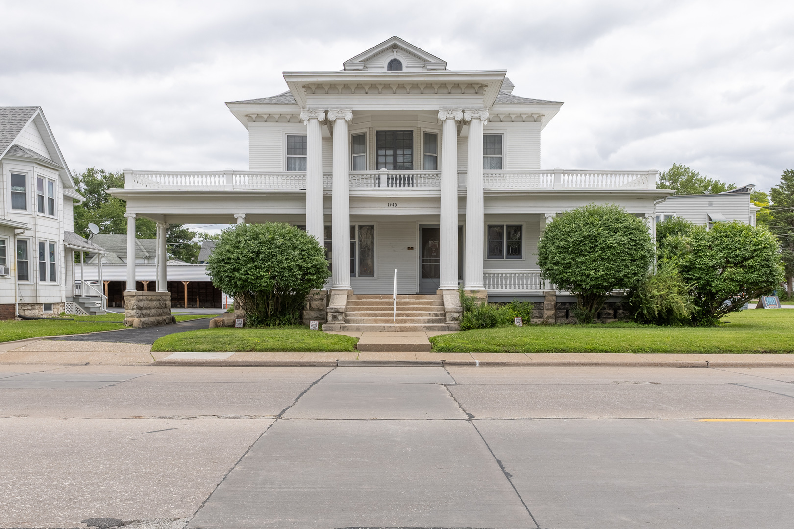 1440 12th Street Property Photo 1