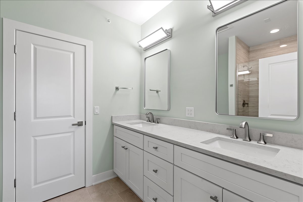 319 S Glendale Avenue 303 Property Photo 17