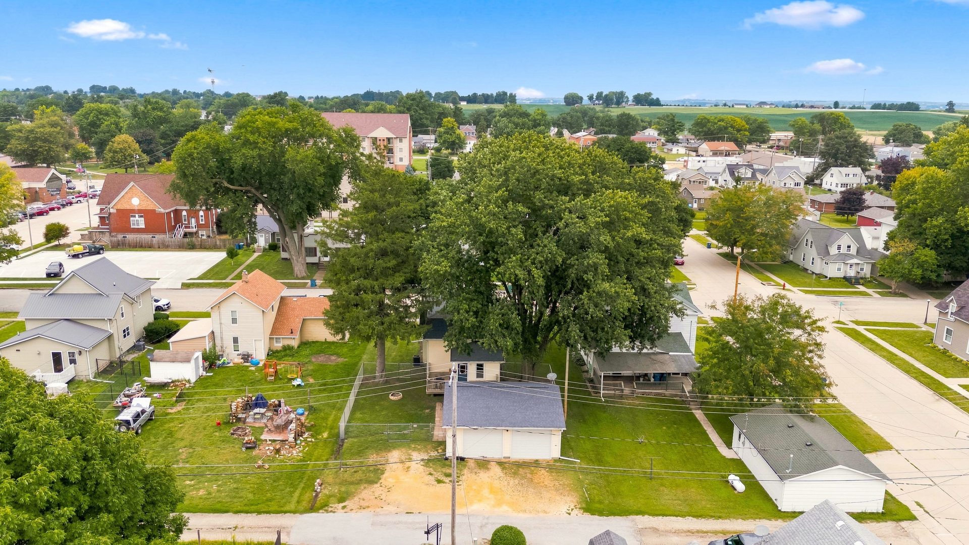 409 9th Street Property Photo 6