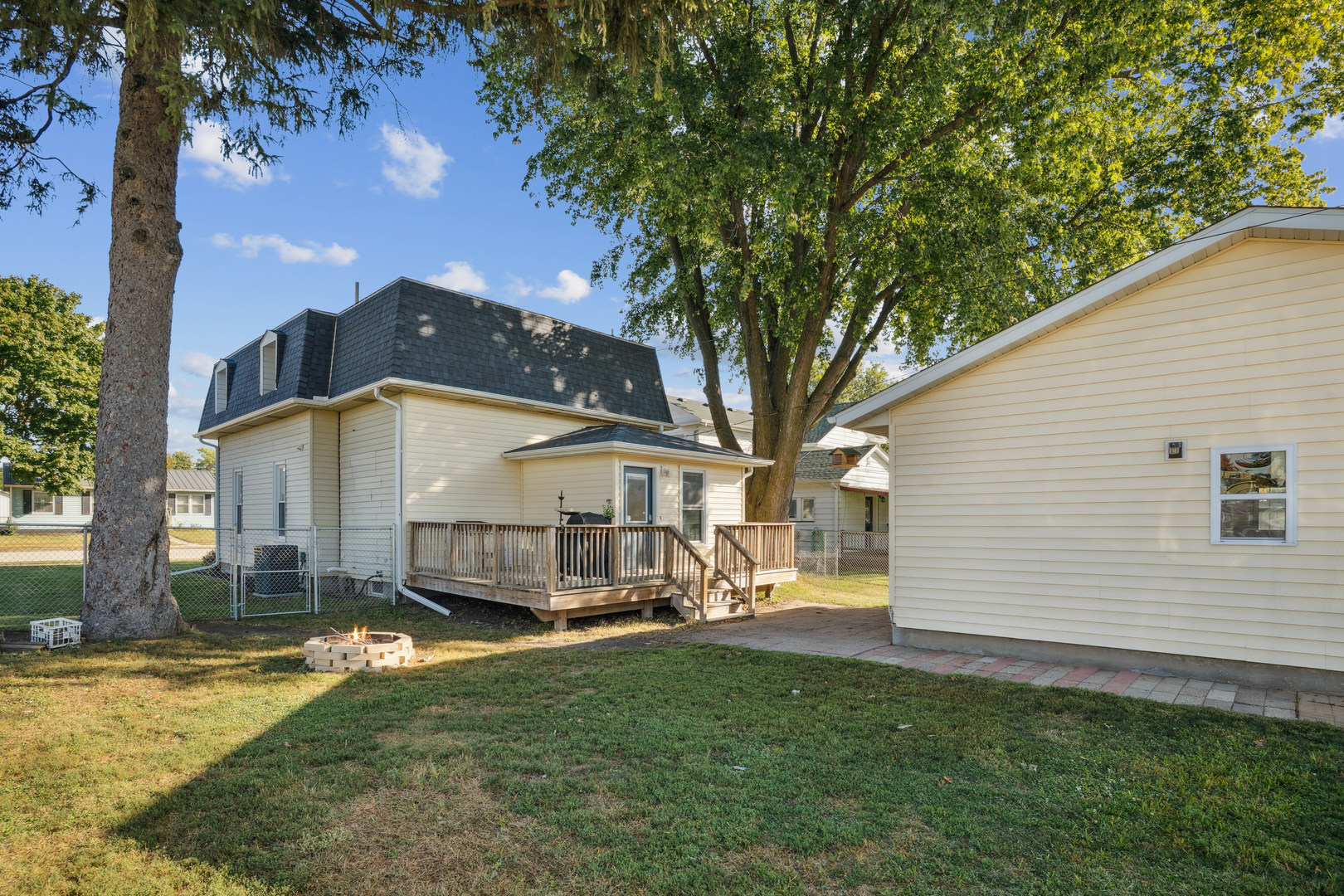 409 9th Street Property Photo 39