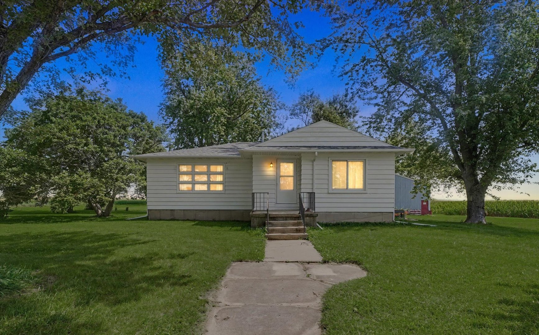 396 N 100e Road Property Photo 1