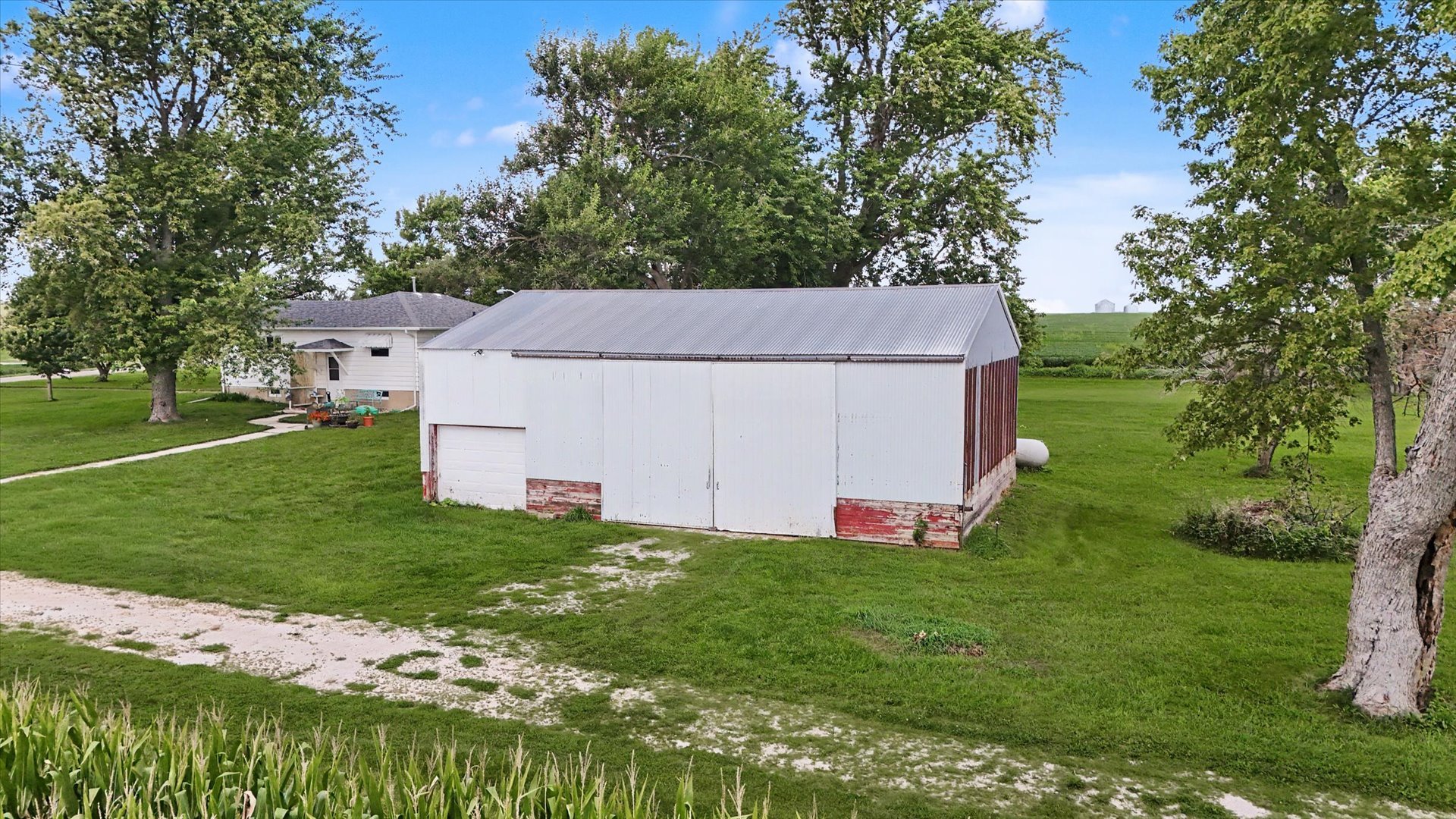 396 N 100e Road Property Photo 5