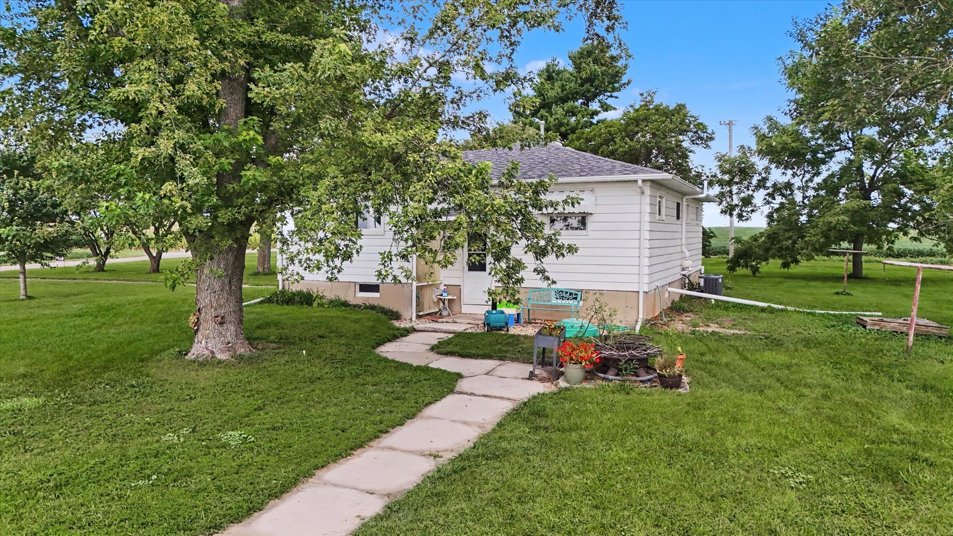 396 N 100e Road Property Photo 34