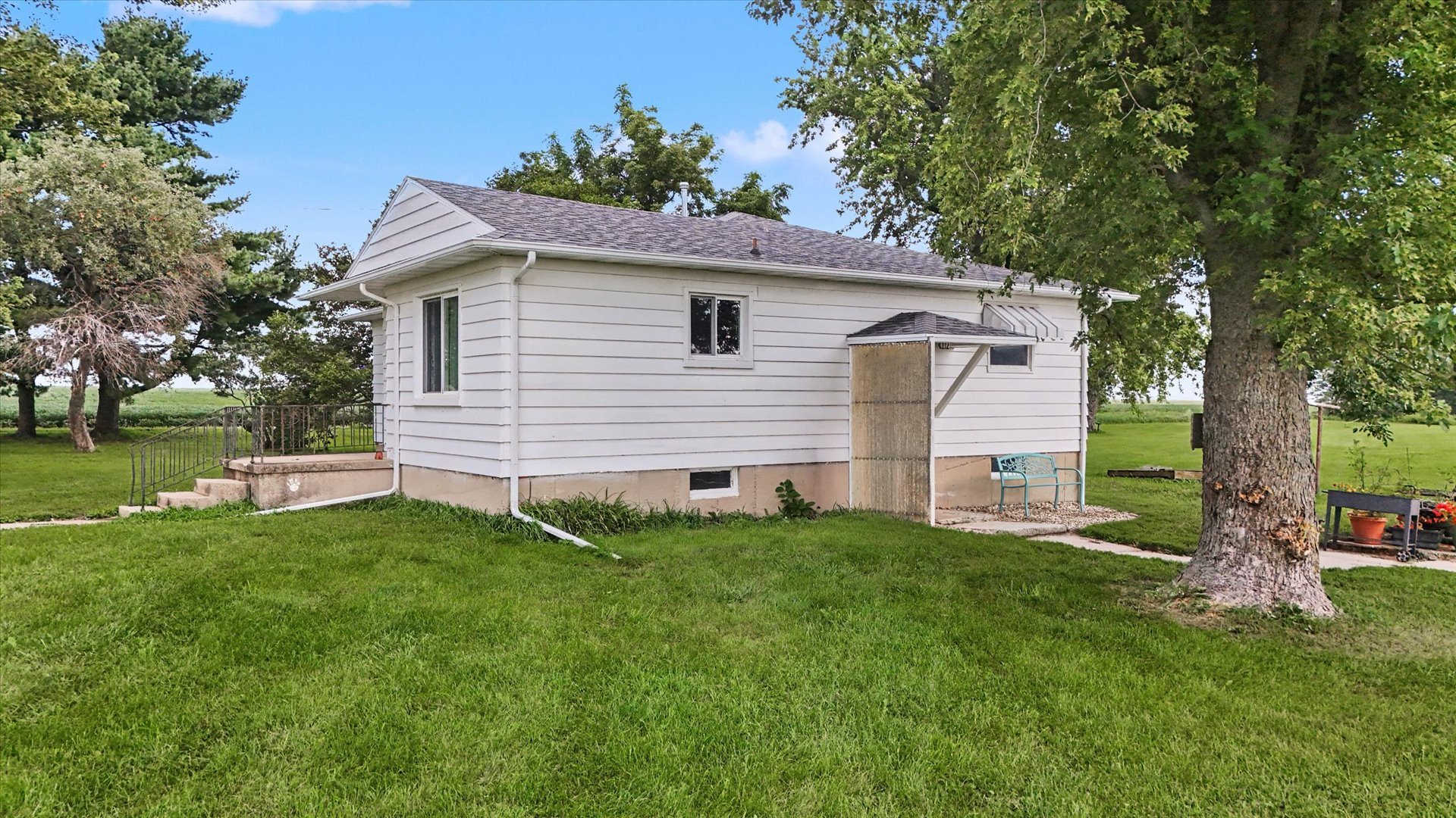 396 N 100e Road Property Photo 35