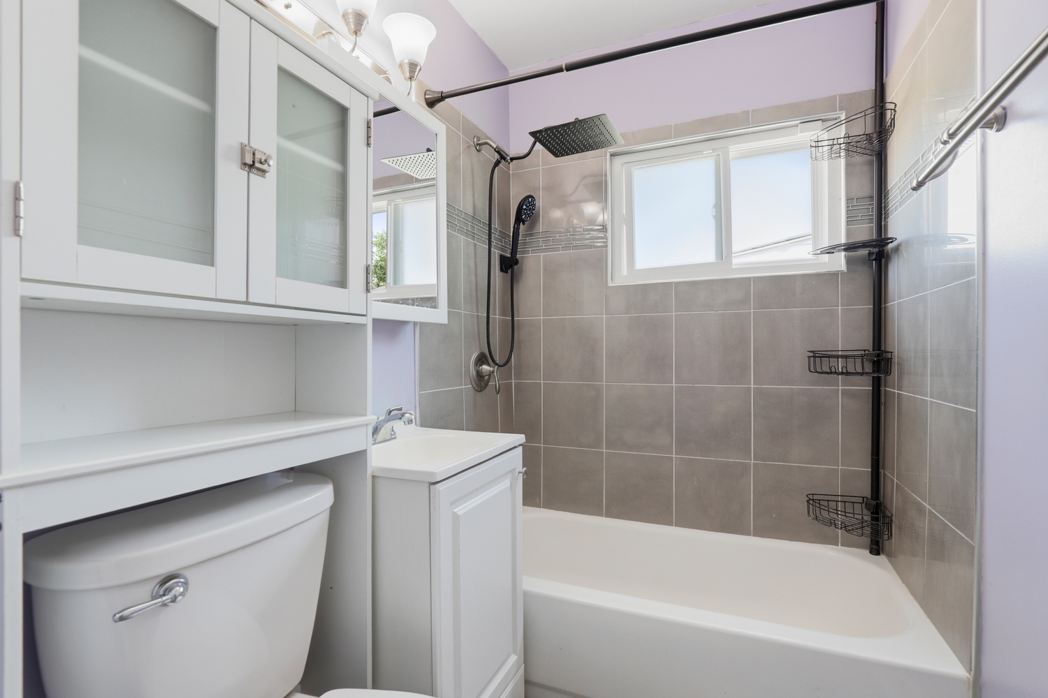 253 Tiverton Lane Property Photo 13