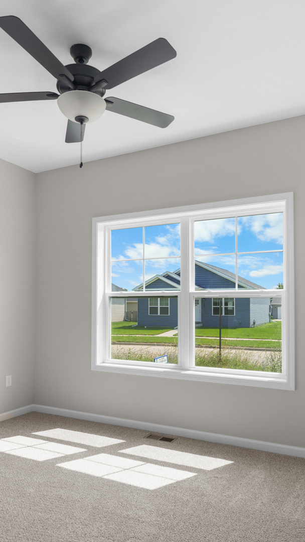 1209 S Smith Road Property Photo 13