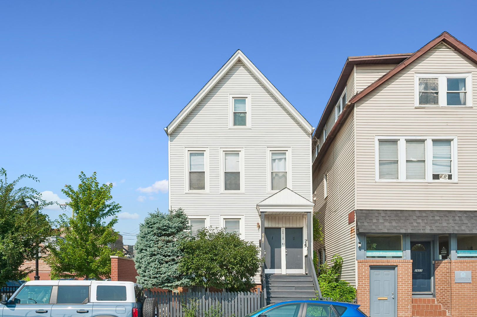 2818 N Ashland Avenue G Property Photo 1