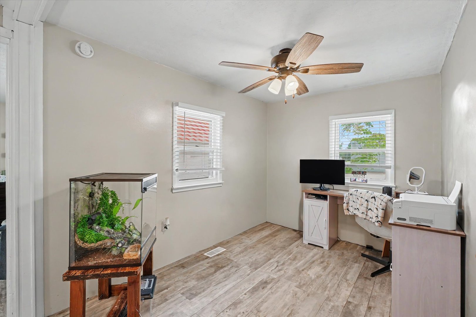 106 W South Street Property Photo 18
