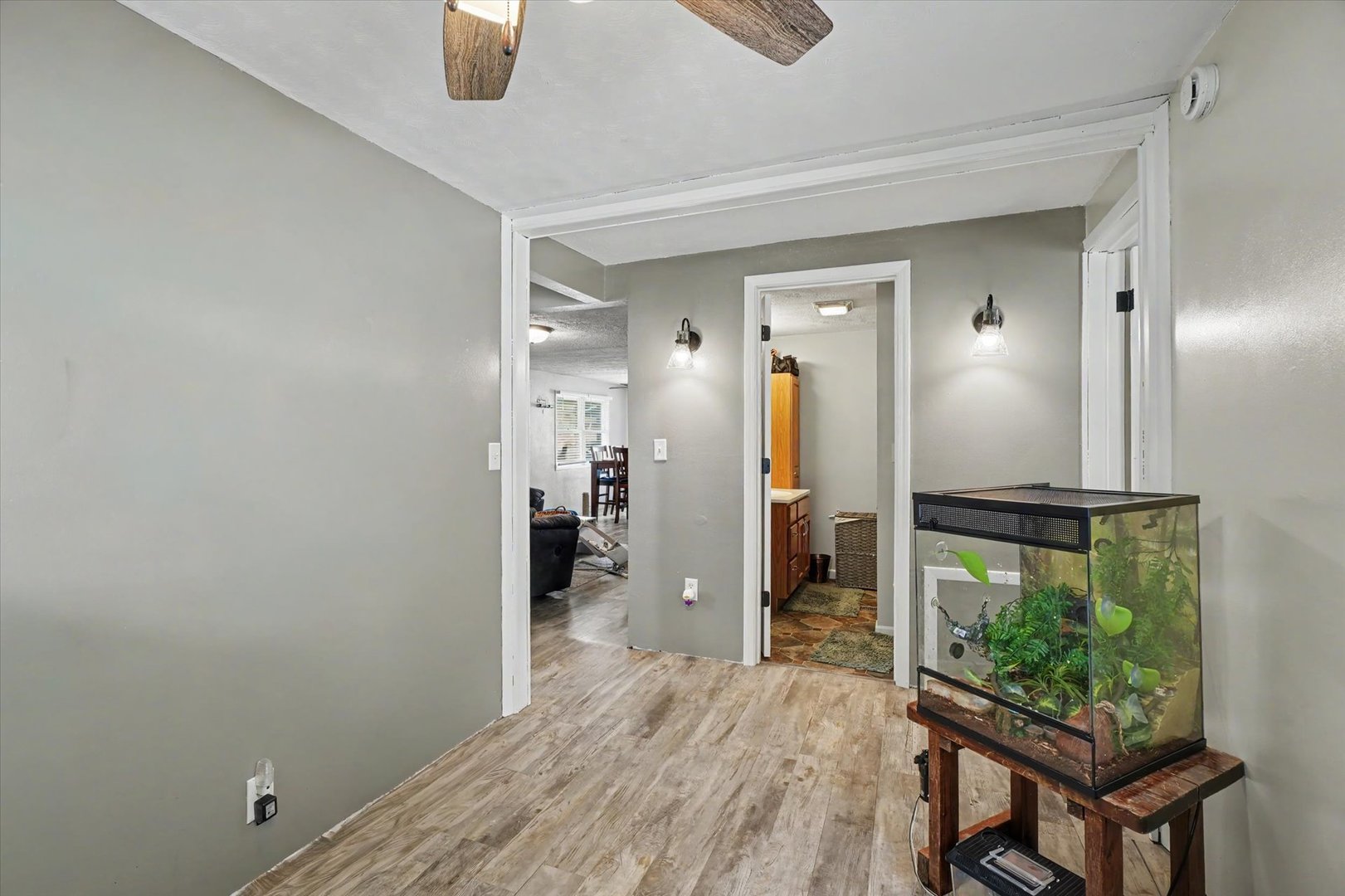106 W South Street Property Photo 20