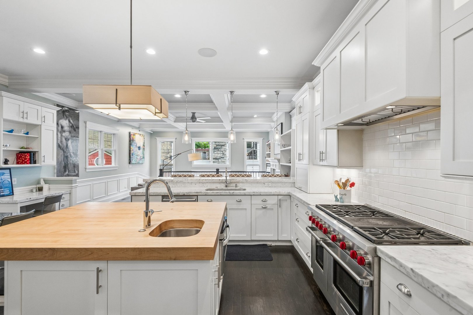 2109 W Sunnyside Avenue Property Photo 16