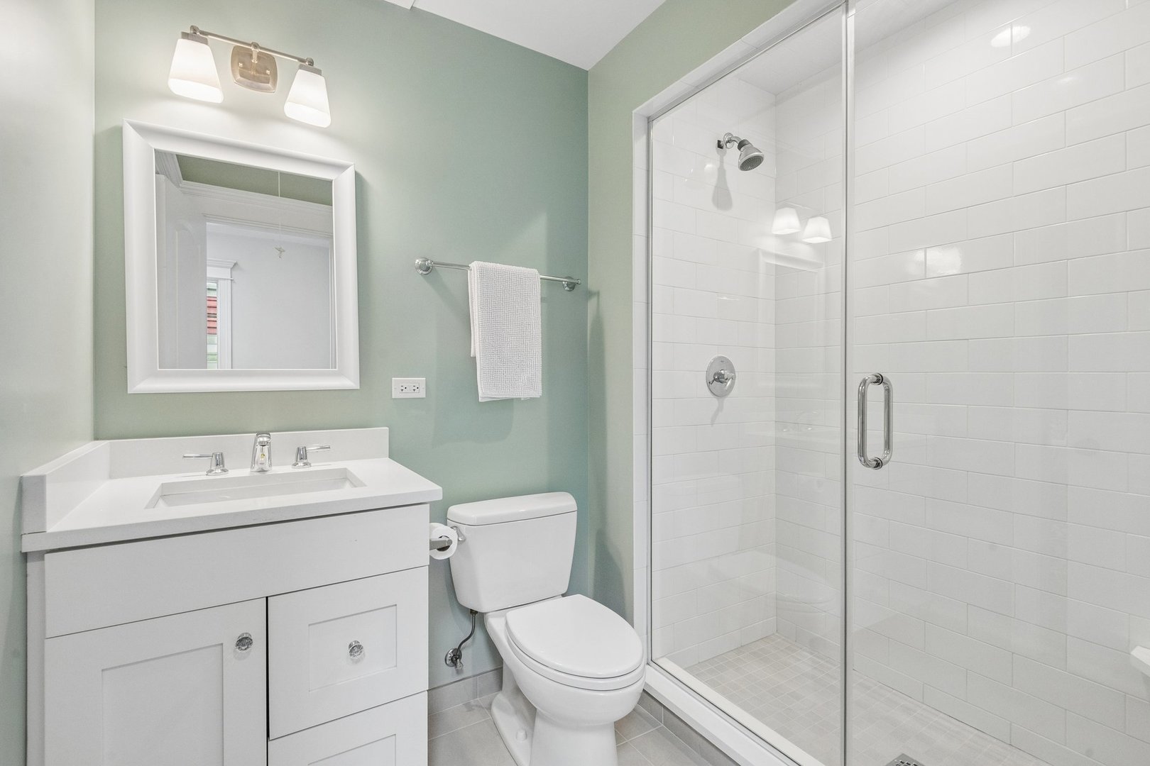 2109 W Sunnyside Avenue Property Photo 39