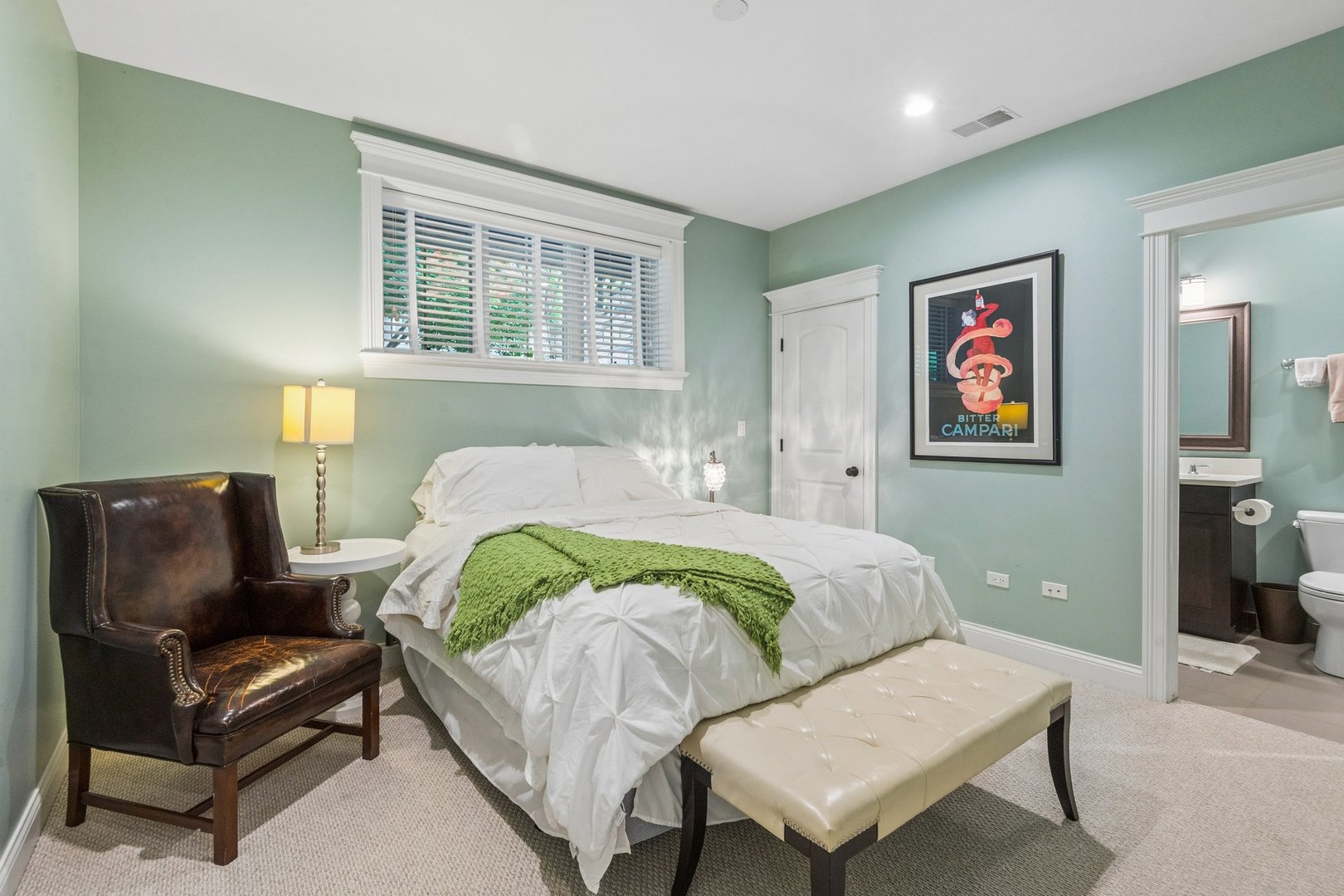 2109 W Sunnyside Avenue Property Photo 44