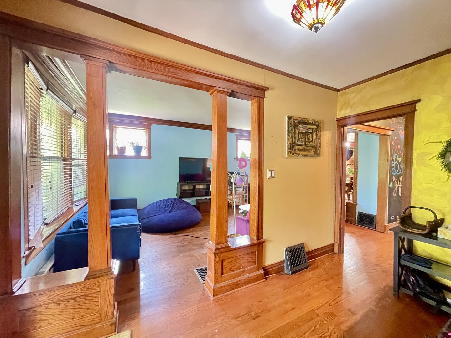 7916 S Constance Avenue Property Photo 3