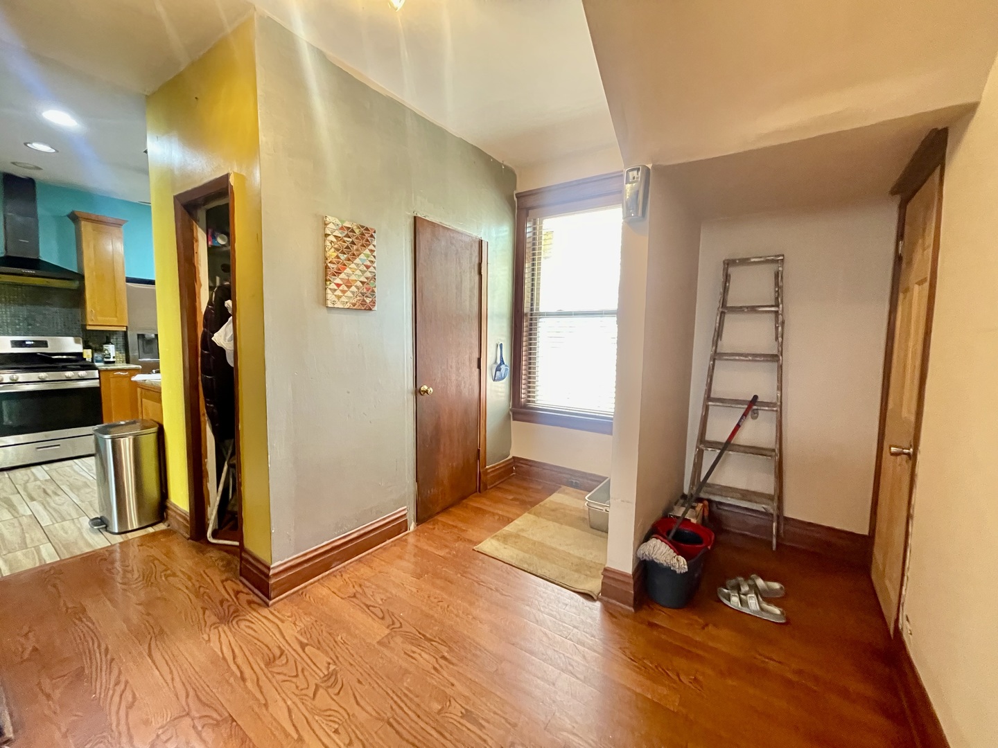 7916 S Constance Avenue Property Photo 17