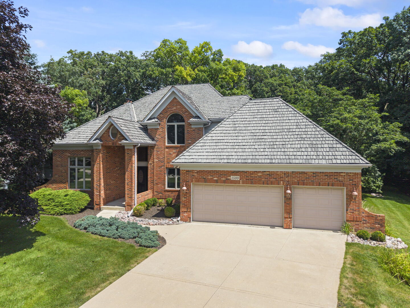 1599 Far Hills Drive Property Photo