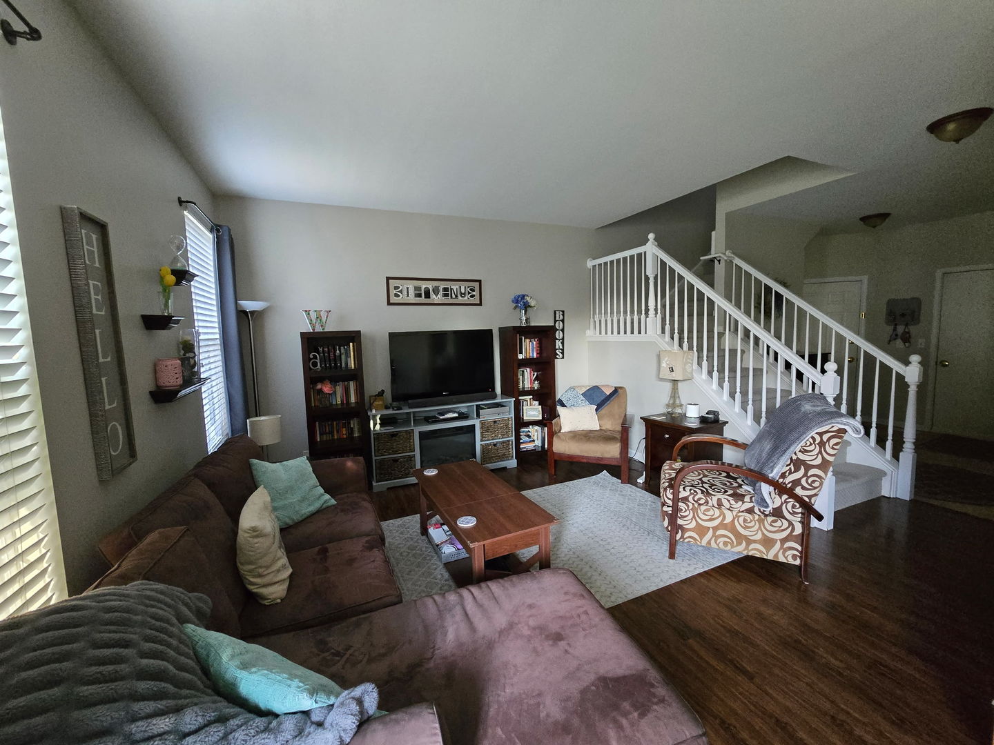533 N Red Deer Road 533 Property Photo 5