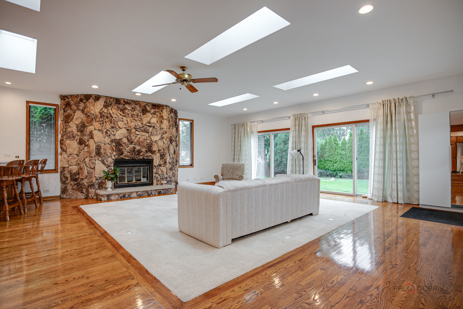 605 N Windsor Drive Property Photo 12