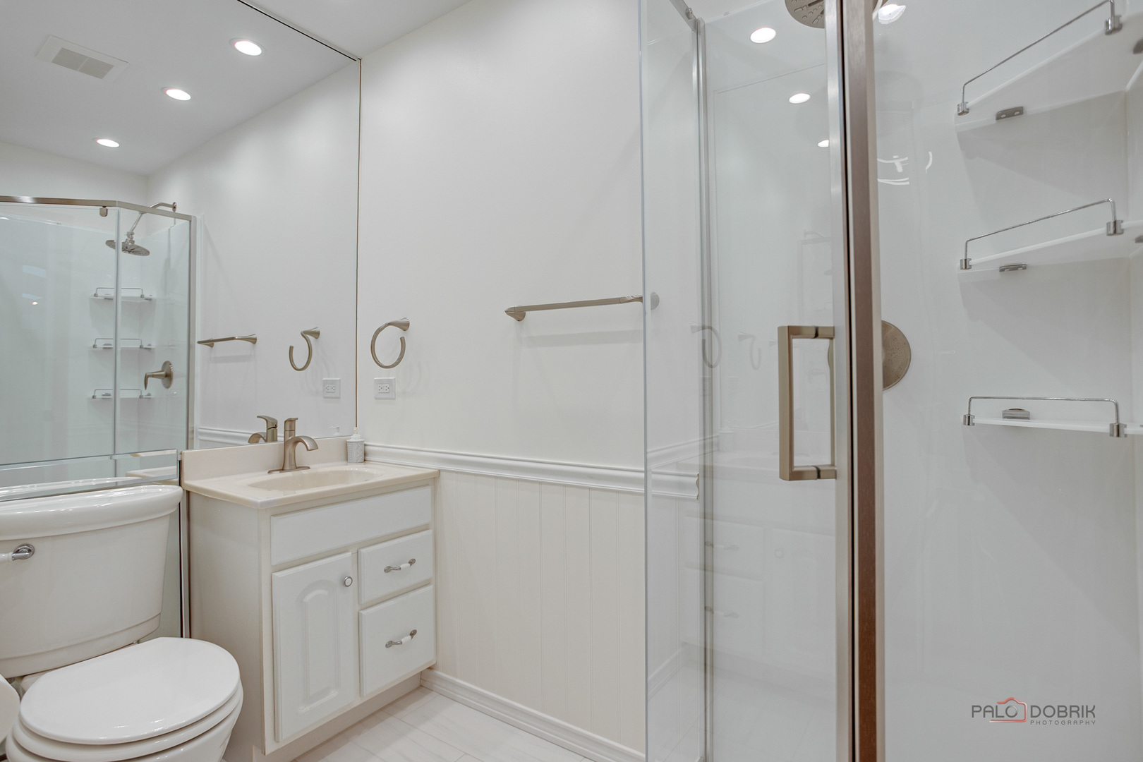 605 N Windsor Drive Property Photo 25